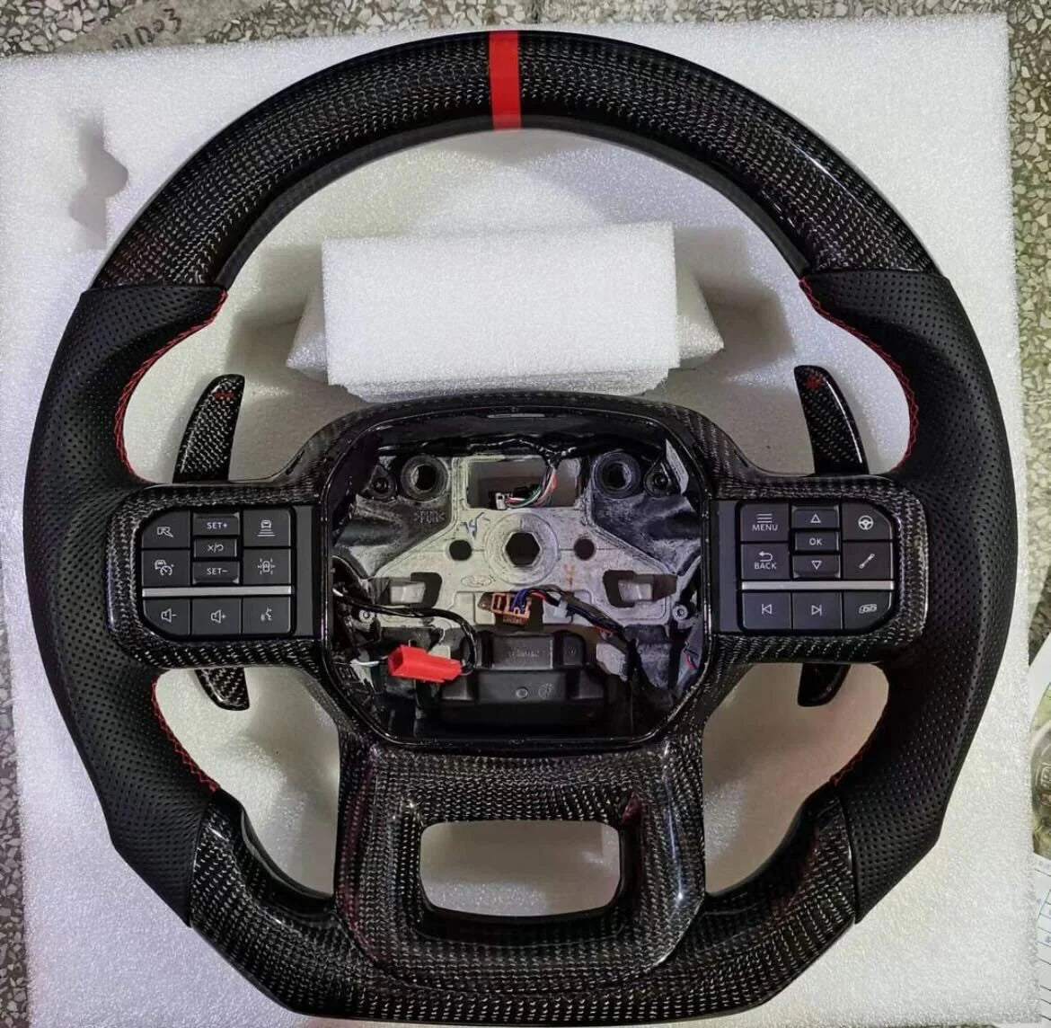 Ford - Carbon Fiber Steering Wheel (Custom)
